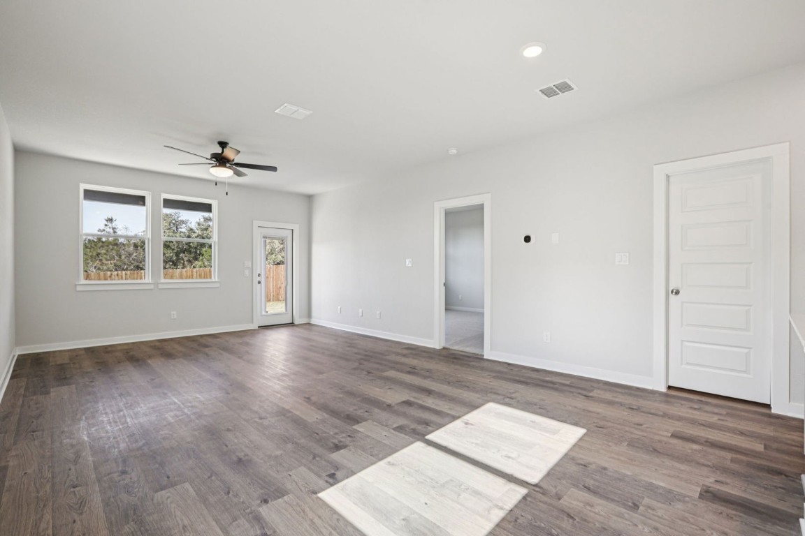 1232 Lavender Way Georgetown, TX 78628 - Photo 11 of 36