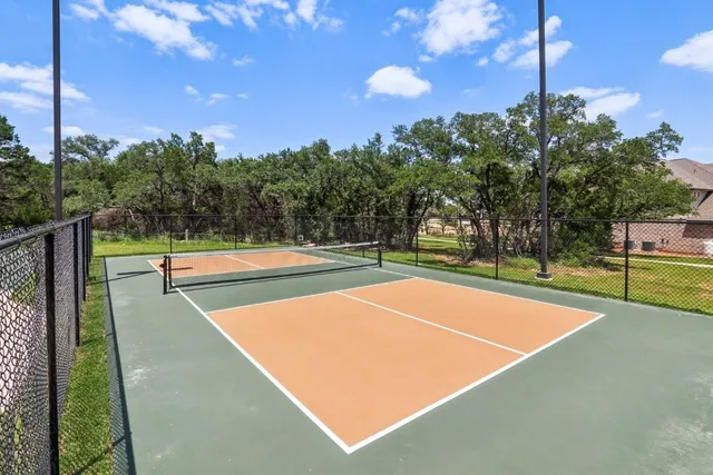 a view of a tennis court