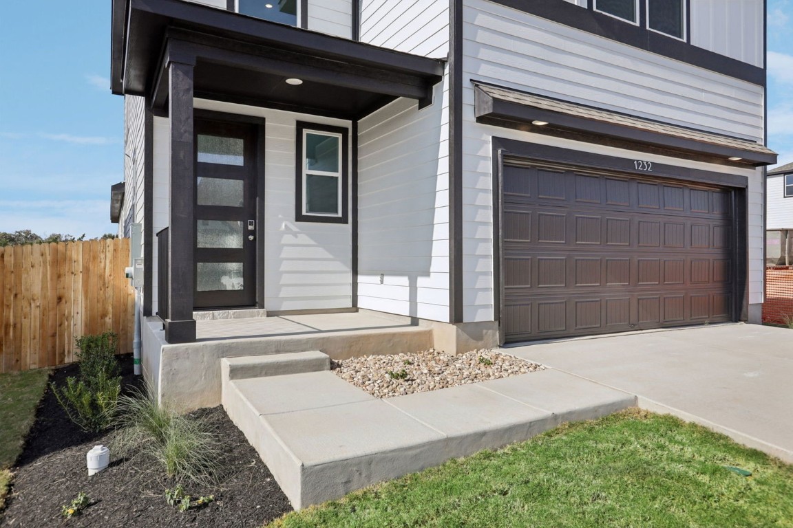 1232 Lavender Way Georgetown, TX 78628 - Photo 4 of 36