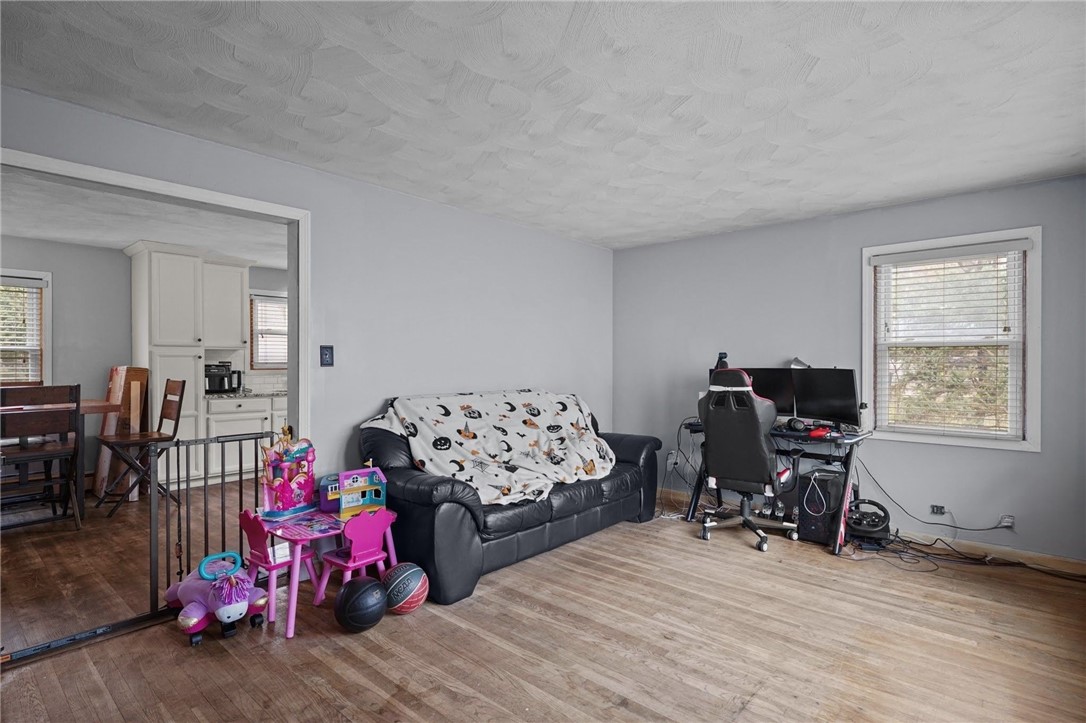 60 Rowley Street Providence, RI 02909 - Photo 12 of 17