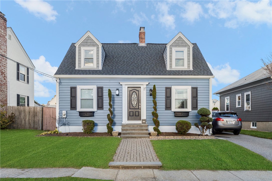17 Brookwood Road Cranston, RI 02910 - Photo 1 of 32 Gallery Image 1