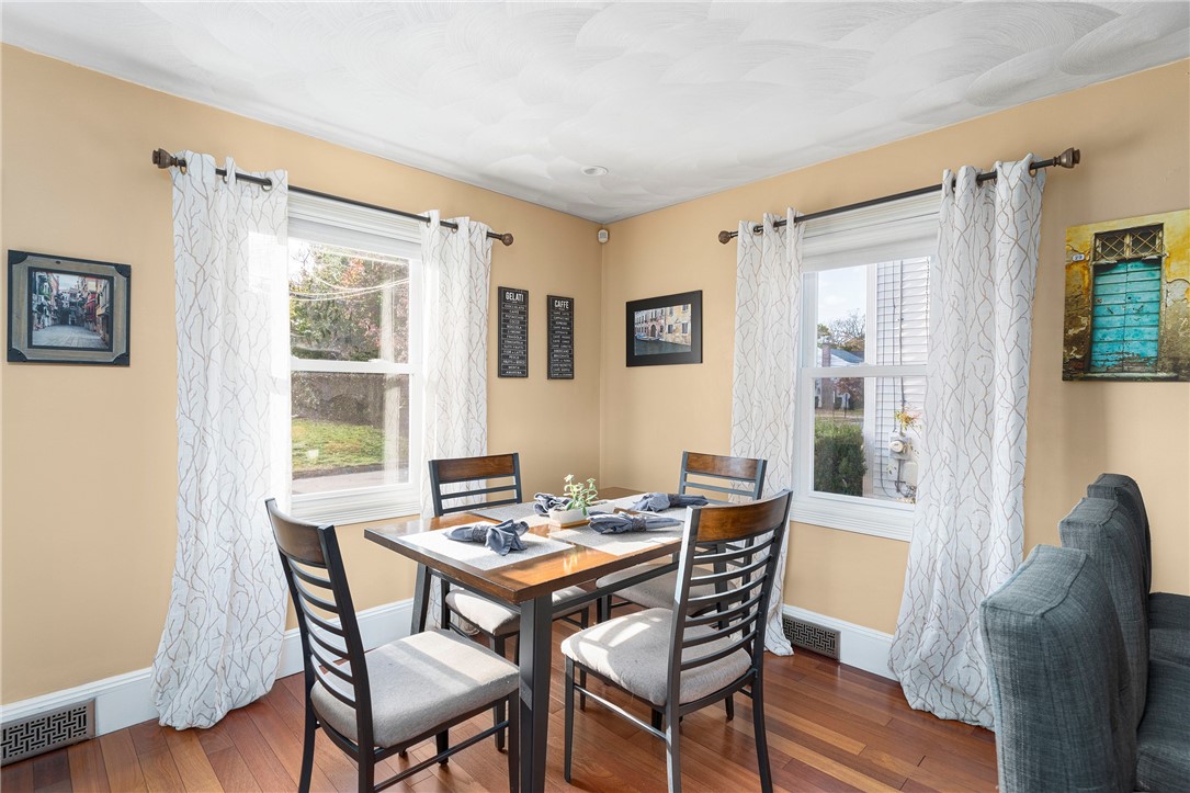17 Brookwood Road Cranston, RI 02910 - Photo 15 of 32 Gallery Image 15
