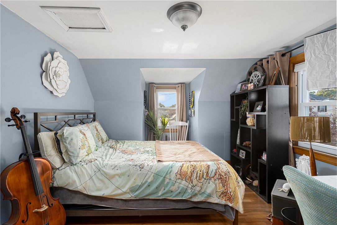 17 Brookwood Road Cranston, RI 02910 - Photo 24 of 32 Gallery Image 24