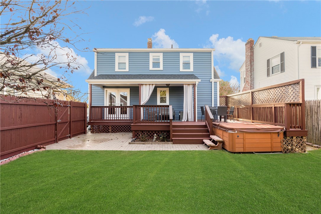 17 Brookwood Road Cranston, RI 02910 - Photo 4 of 32 Gallery Image 4