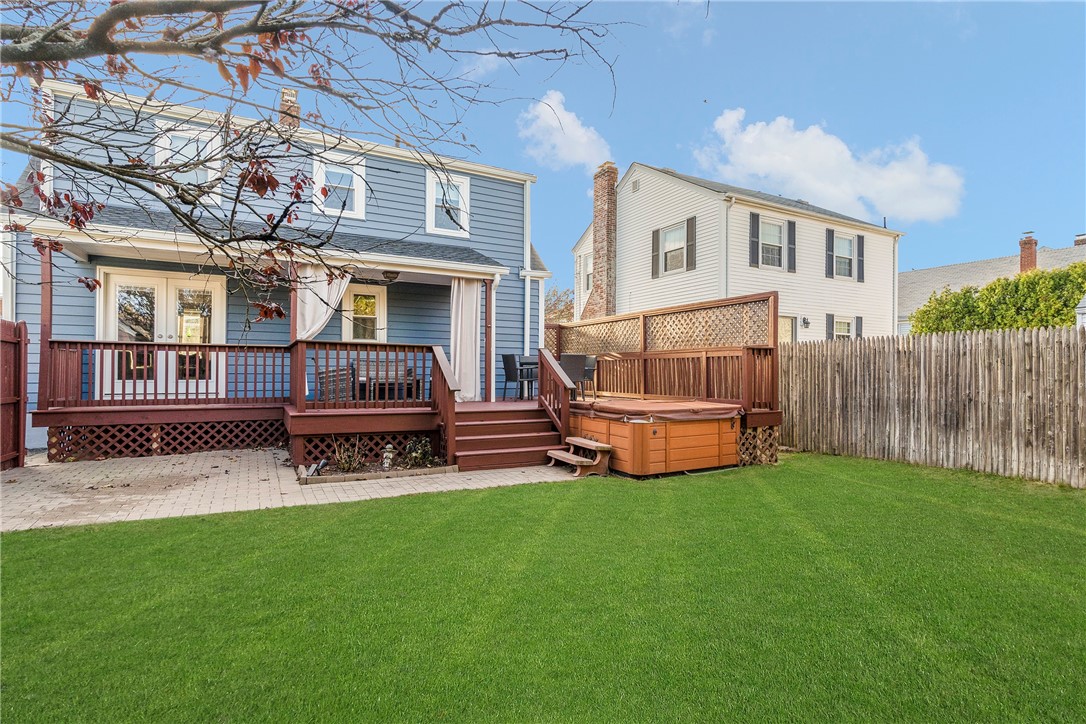 17 Brookwood Road Cranston, RI 02910 - Photo 6 of 32 Gallery Image 6
