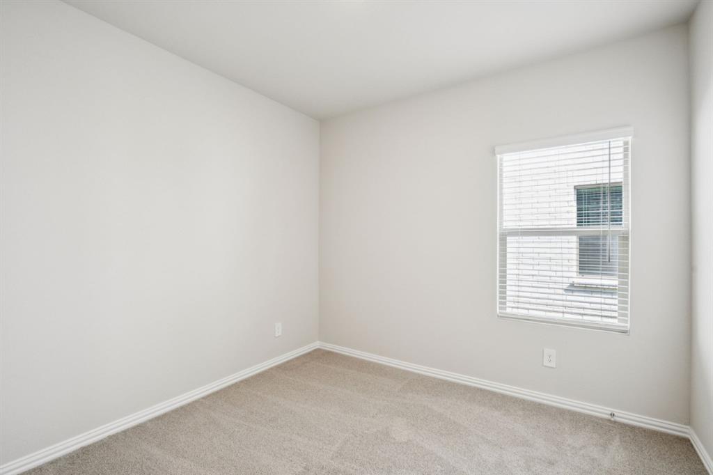 1717 Arches Road Anna, TX 75409 - Photo 27 of 29 Photo is not of the actual home, but is an inspirational photo of builder’s model home and may depict options, furnishings, and/or decorator features that are not included.