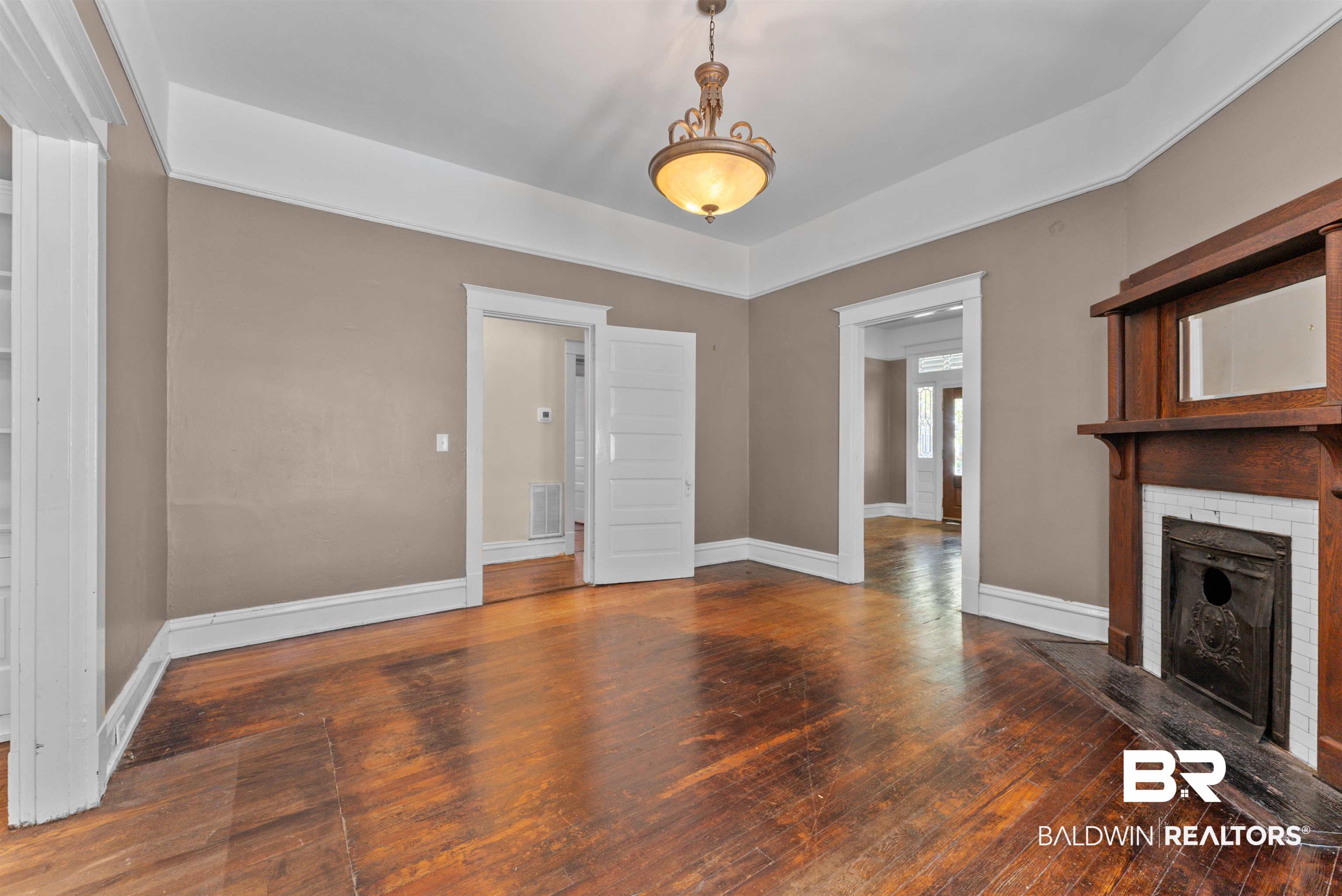 21 Houston Street Mobile, AL 36606 - Photo 13 of 38