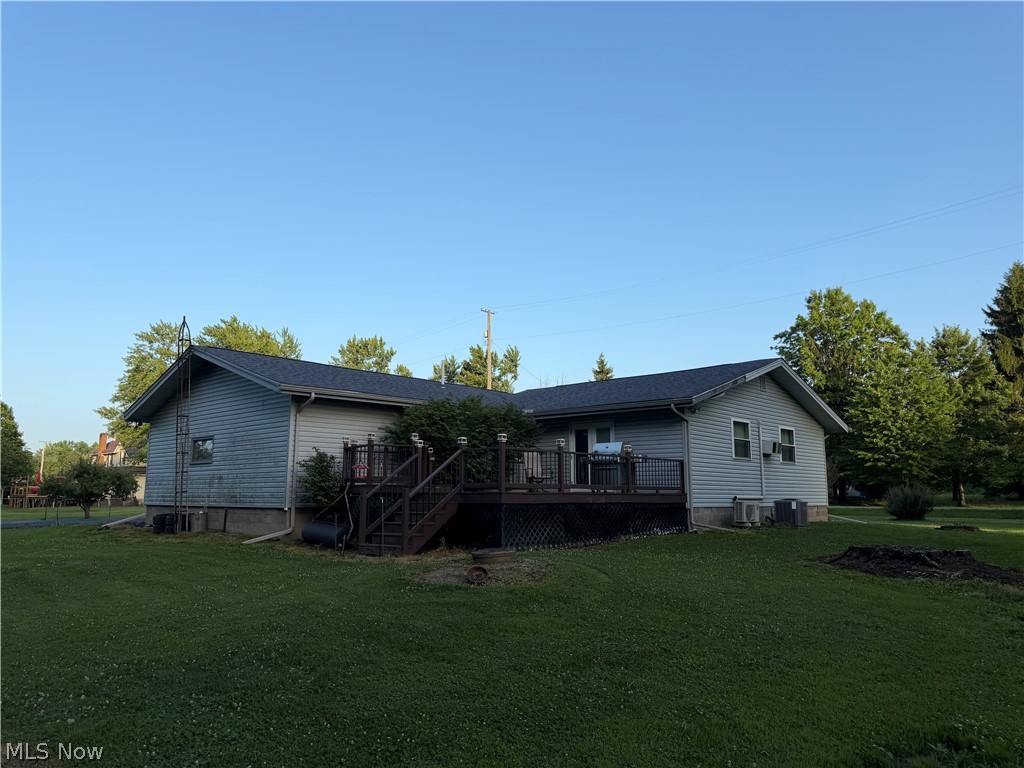 7219 Wilson Sharpsville Road Burghill, OH 44404 - Photo 17 of 22