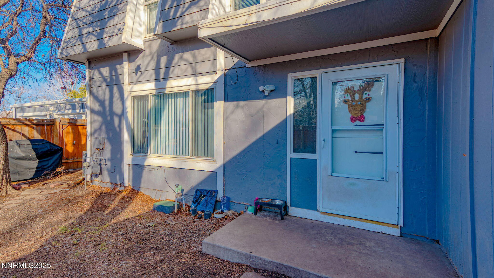 7640 Bluestone Drive Reno, NV 89511 - Photo 3 of 30 a view of outdoor space