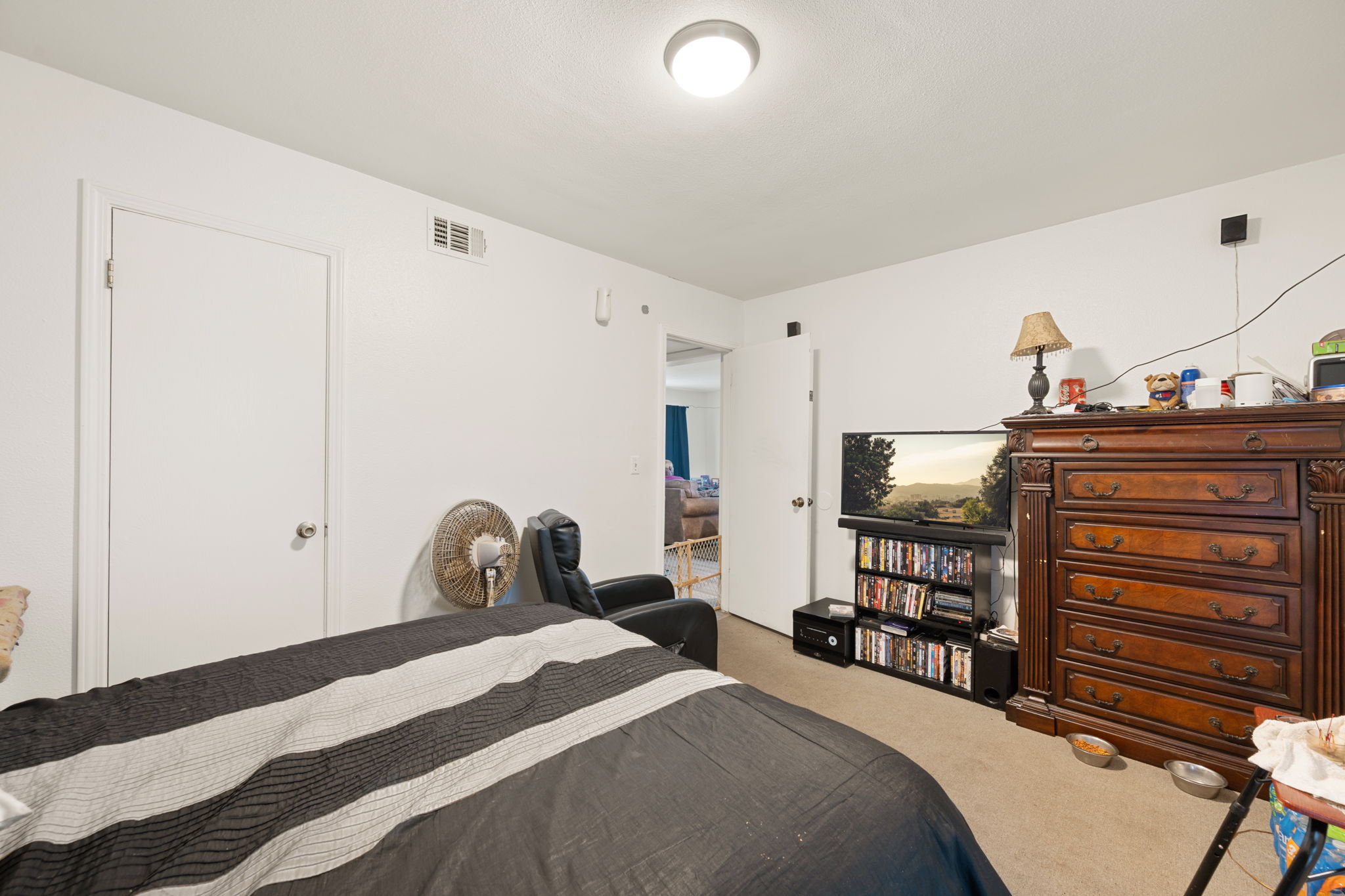 128 Hillside Drive Elgin, TX 78621 - Photo 20 of 38 Unit B bedroom #1