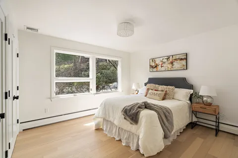 $2,399,000 | 367 Newton Street, Brookline, MA 02467