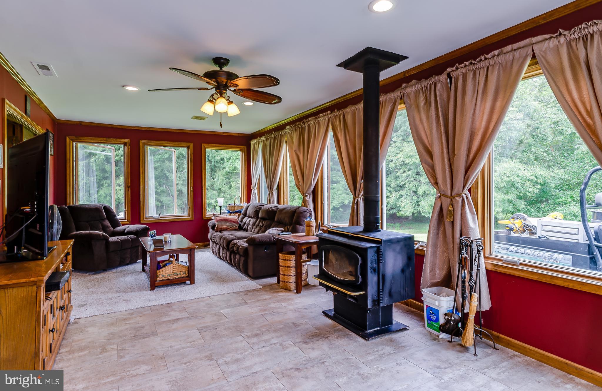 321 Retreat Road Southampton, NJ 08088 - Photo 13 of 32 Family Room w/walls of windows