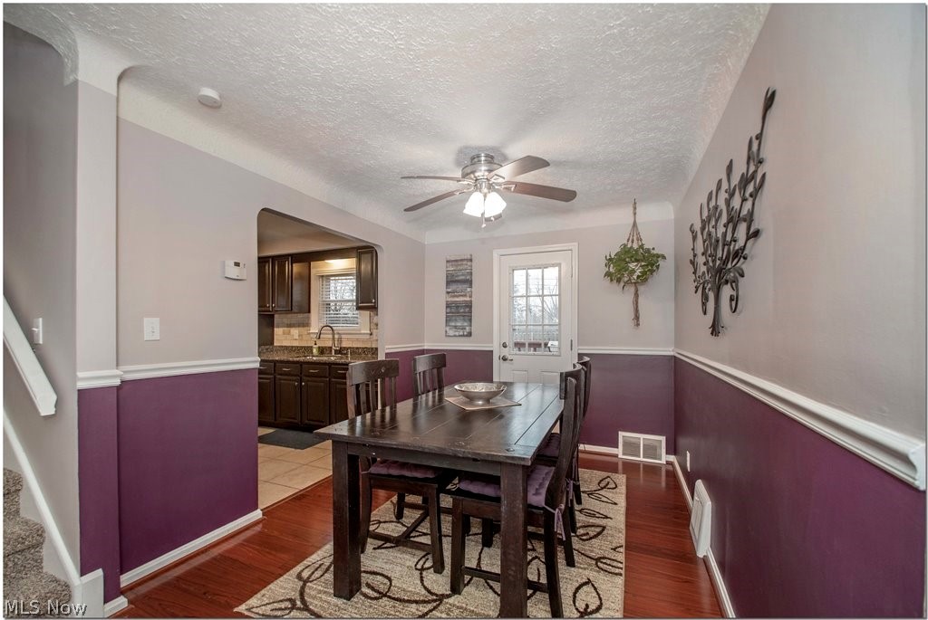 4935 Corliss Road Cleveland, OH 44124 - Photo 11 of 28