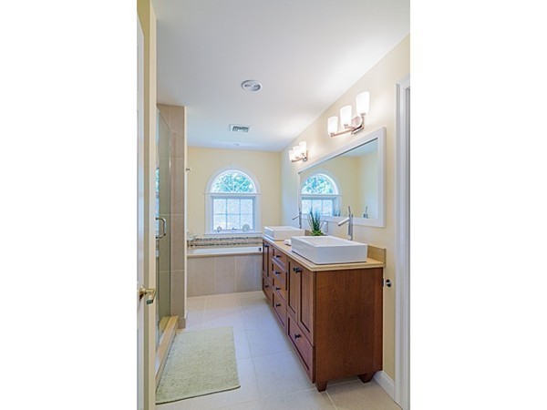 10 Ridgeway Avenue Needham, MA 02492 - Photo 15 of 23 Gallery Image 15