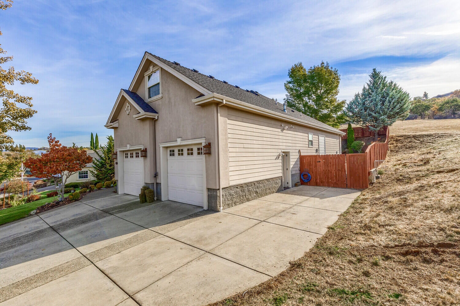 442 Quail Run Eagle Point, OR 97524 - Photo 5 of 52 05_QR_5_mls