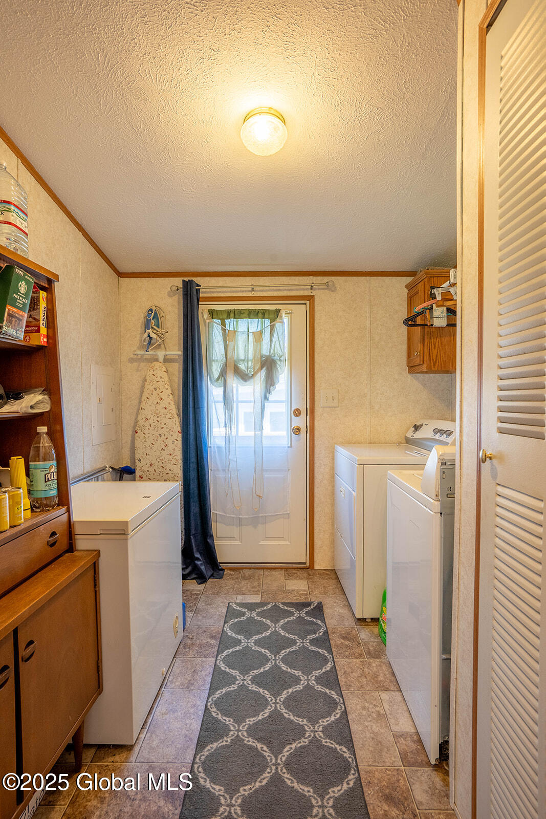 702 East Lake Road Argyle, NY 12809 - Photo 26 of 38 Laundry/Mud Room
