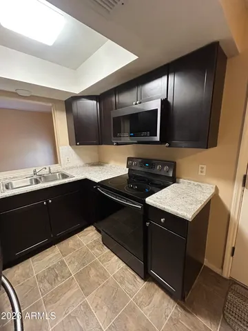 $1,695 | 512 West Malibu Drive, Tempe, AZ 85282