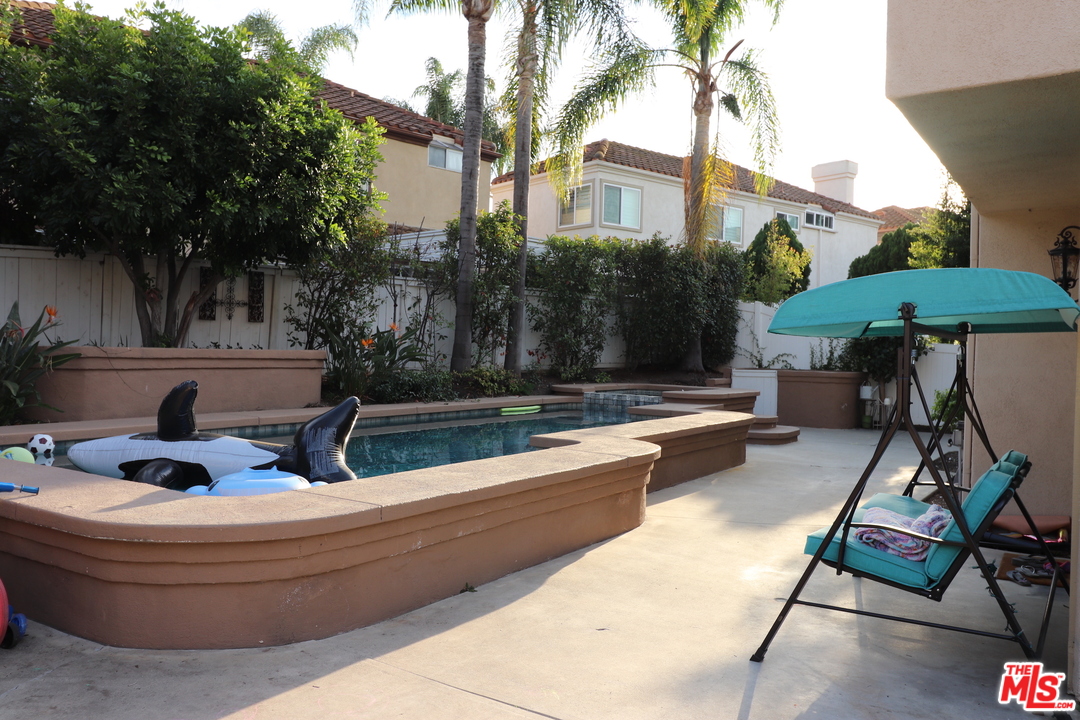 2 Montage Irvine, CA 92614 - Photo 24 of 32 a view of swimming pool with outdoor seating