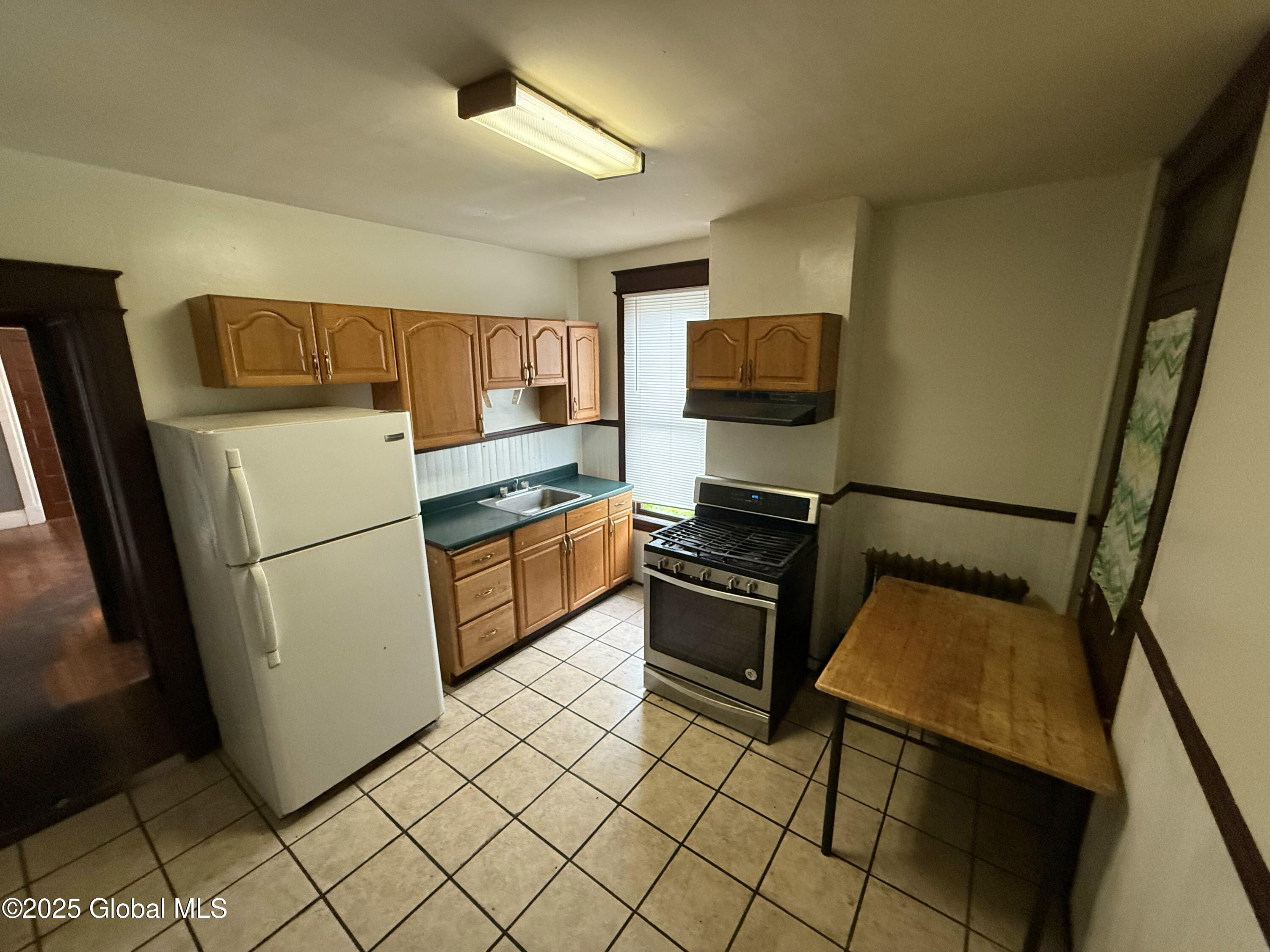 554 Washington Avenue Albany, NY 12203 - Photo 20 of 22 IMG_0377