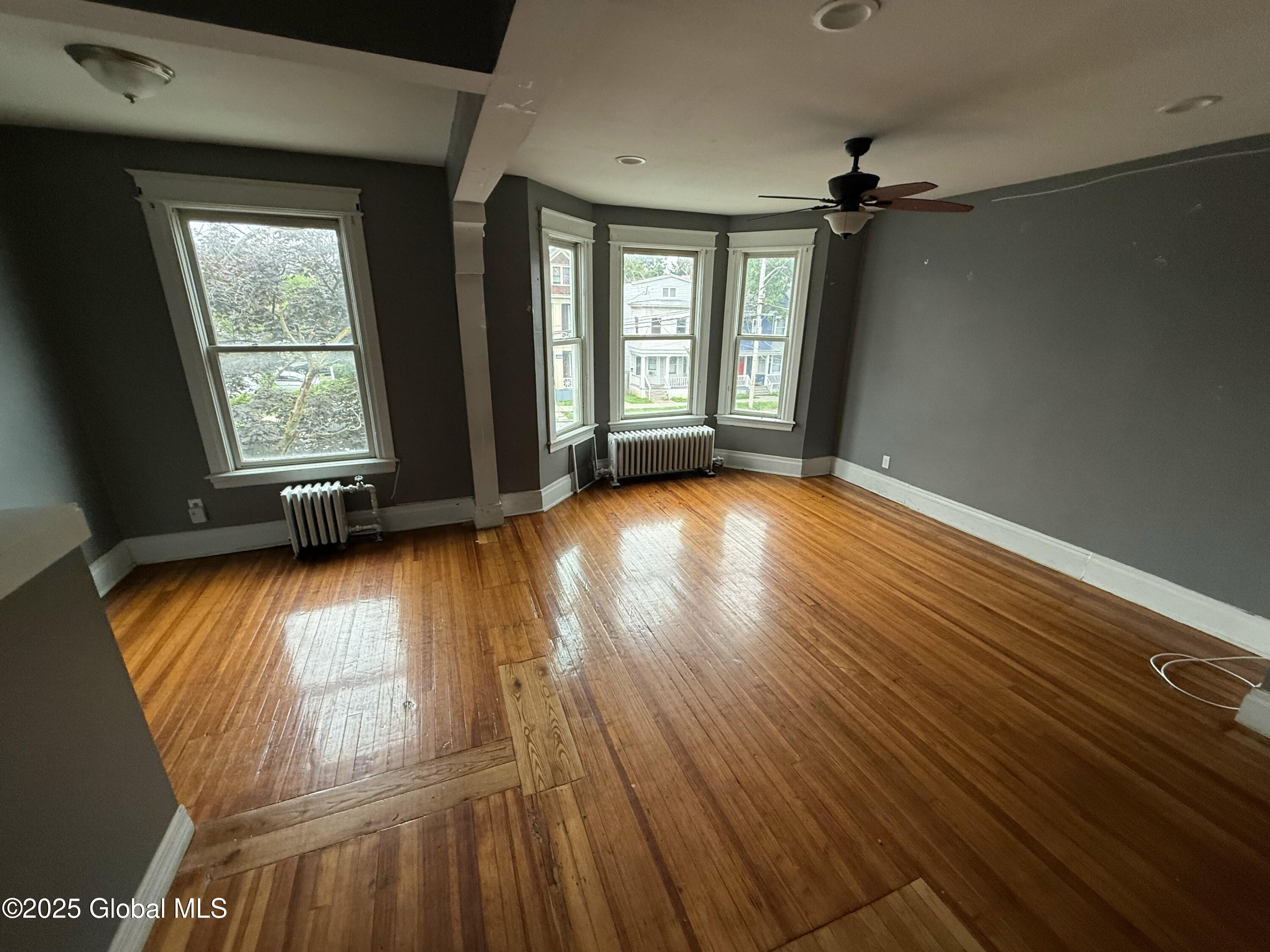 554 Washington Avenue Albany, NY 12203 - Photo 2 of 22 IMG_0380