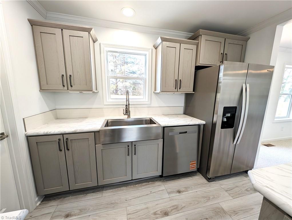 2135 Meadow Ridge Road Burlington, NC 27217 - Photo 11 of 37