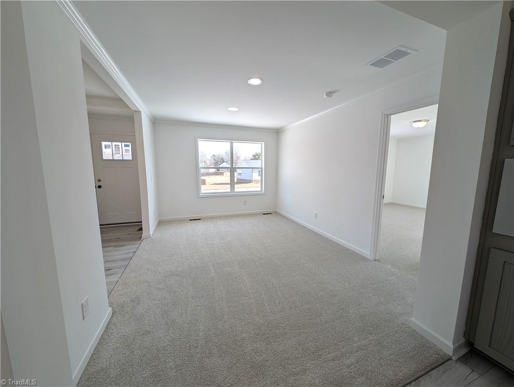 2135 Meadow Ridge Road Burlington, NC 27217 - Photo 7 of 37