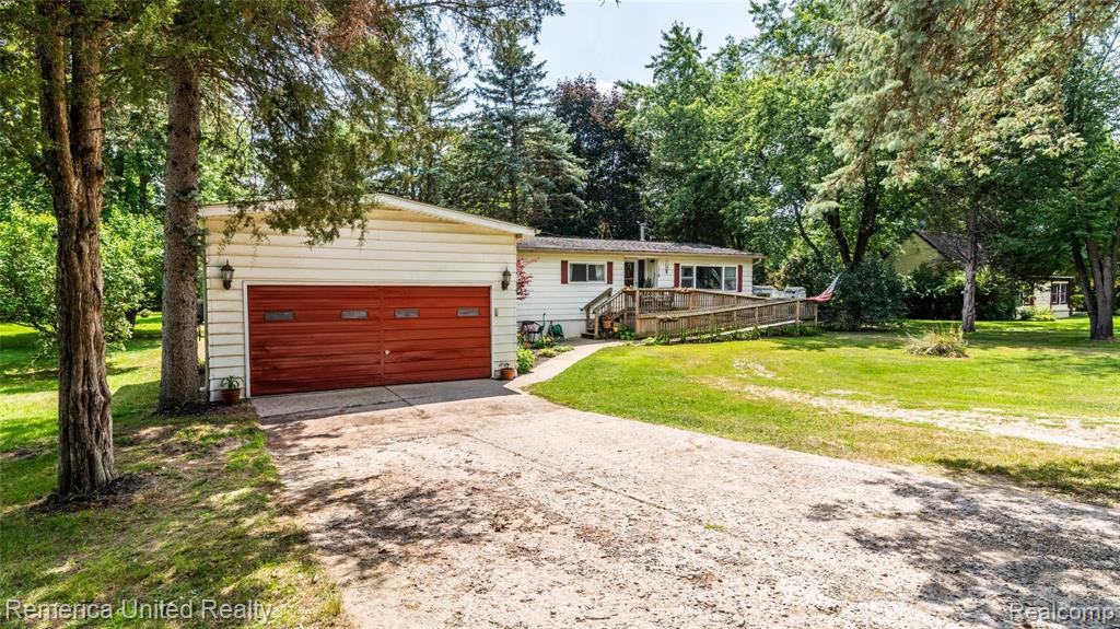 7544 Ore Lake Road Brighton, MI 48116 - Photo 2 of 48 Gallery Image 2