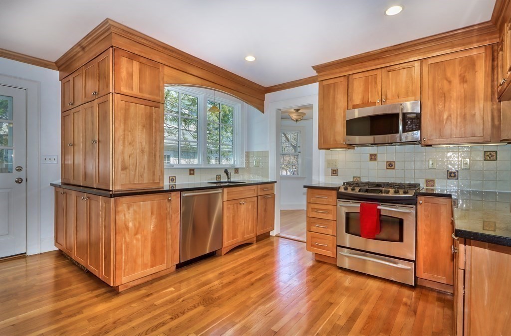 56 Morse Road Newton, MA 02460 - Photo 9 of 30 Gallery Image 9