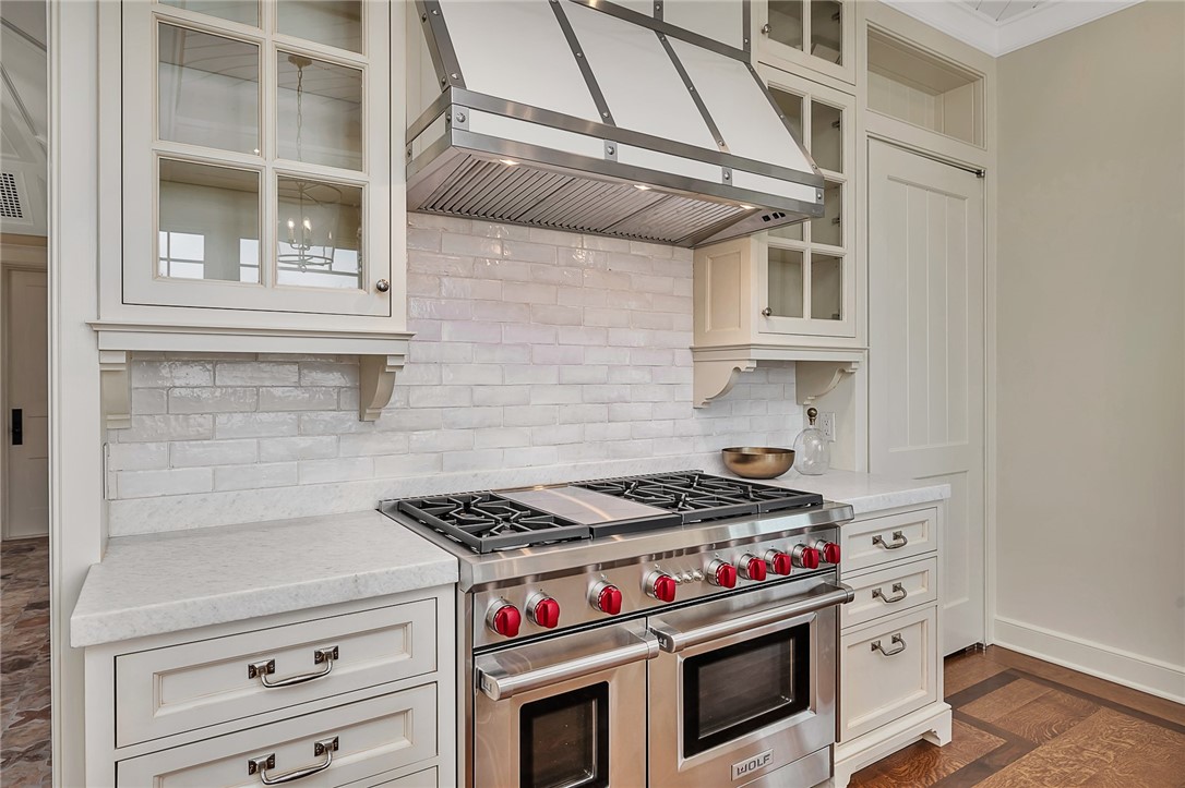 144 Point Lane St. Simons Island, GA 31522 - Photo 10 of 100