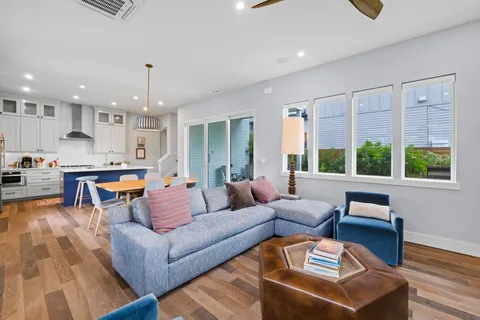 $1,150,000 | 1201 West 39th 1/2 Street, Unit B, Austin, TX 78756