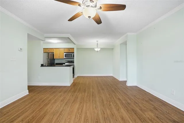 $2,150 | 3275 Haviland Court, Unit 103, Palm Harbor, FL 34684