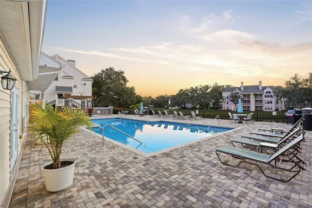 $2,150 | 3275 Haviland Court, Unit 103, Palm Harbor, FL 34684