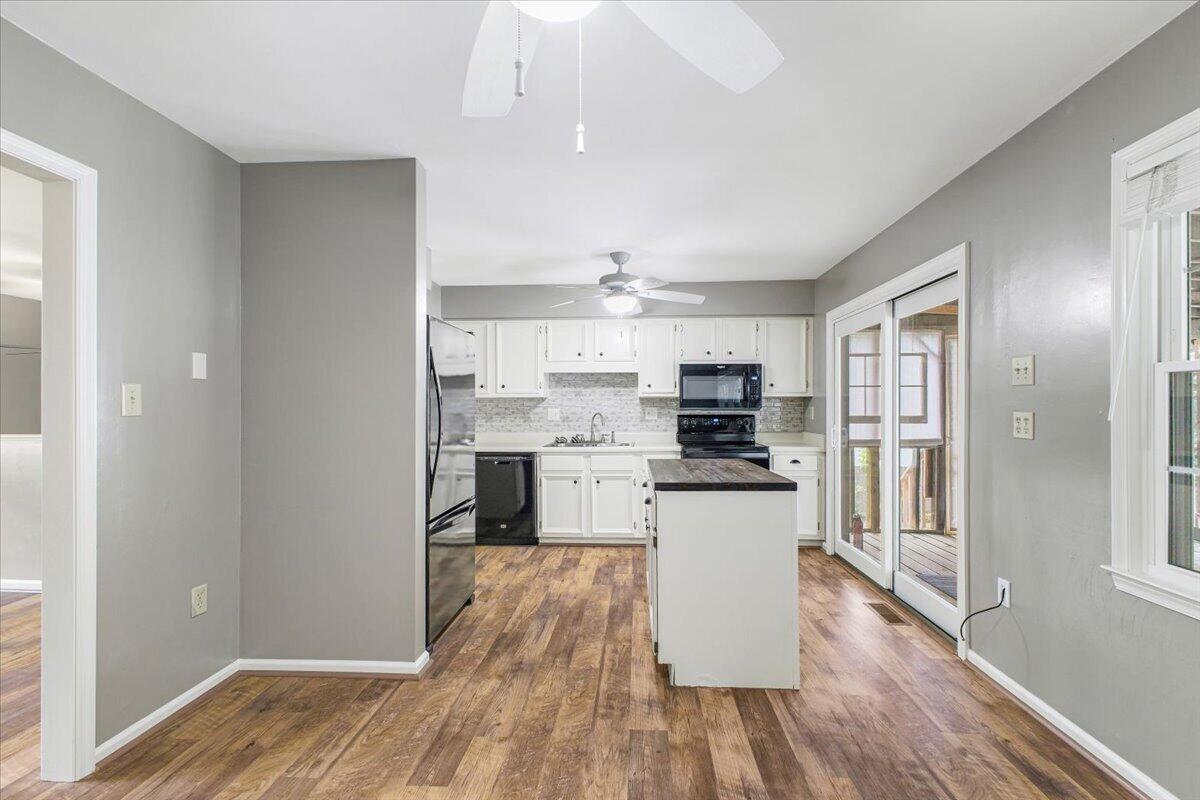 165 Beachmont Drive Blue Ridge, VA 24064 - Photo 13 of 39 11-165 Beachmont Dr-11