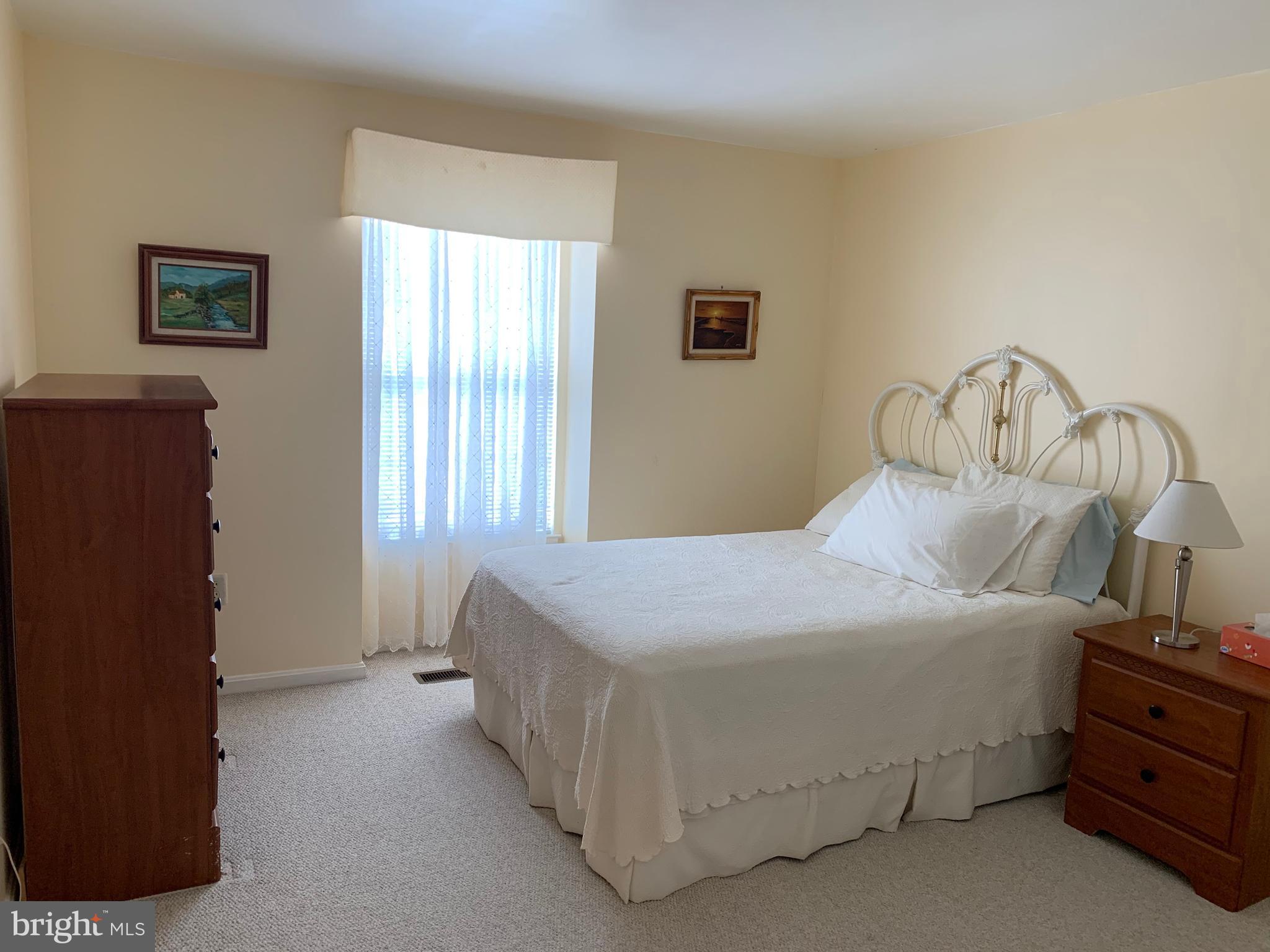15030 Shamrock Ridge Road Silver Spring, MD 20906 - Photo 14 of 21 Guest Bedroom