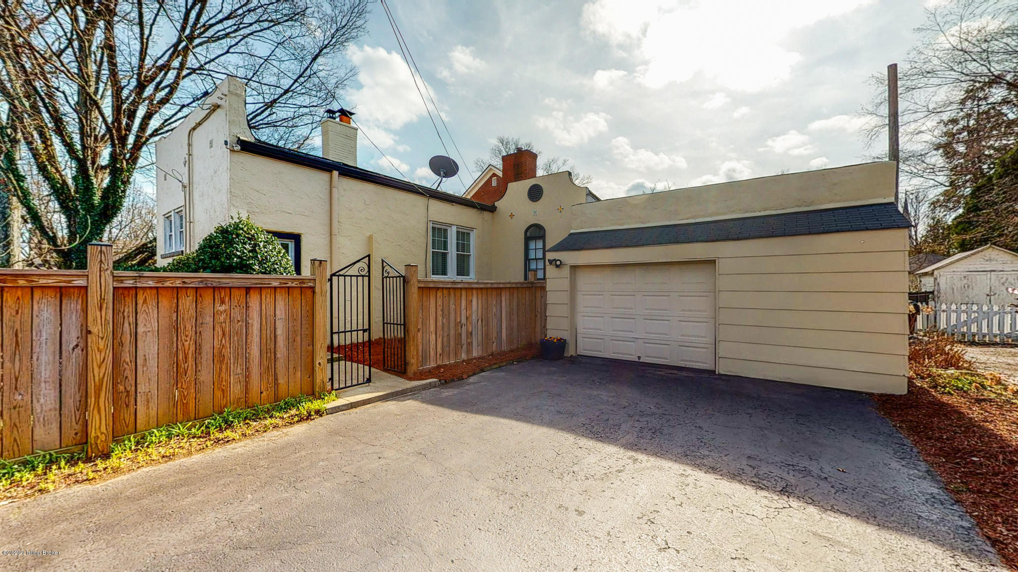 3425 Lexington Road Louisville, KY 40207 - Photo 49 of 55 3425 Lexington Rd Louisville KY 40207-57