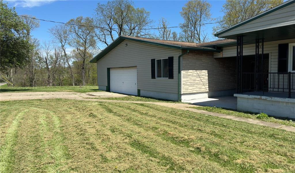 308 Sgros Road Rural Valley, PA 16249 - Photo 3 of 25 a backyard of a house