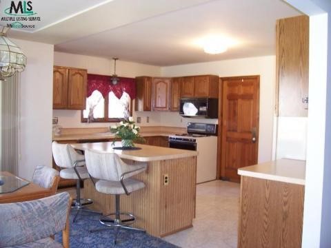 9170 Peters Road Algonac, MI 48001 - Photo 6 of 9 609803-5.JPG