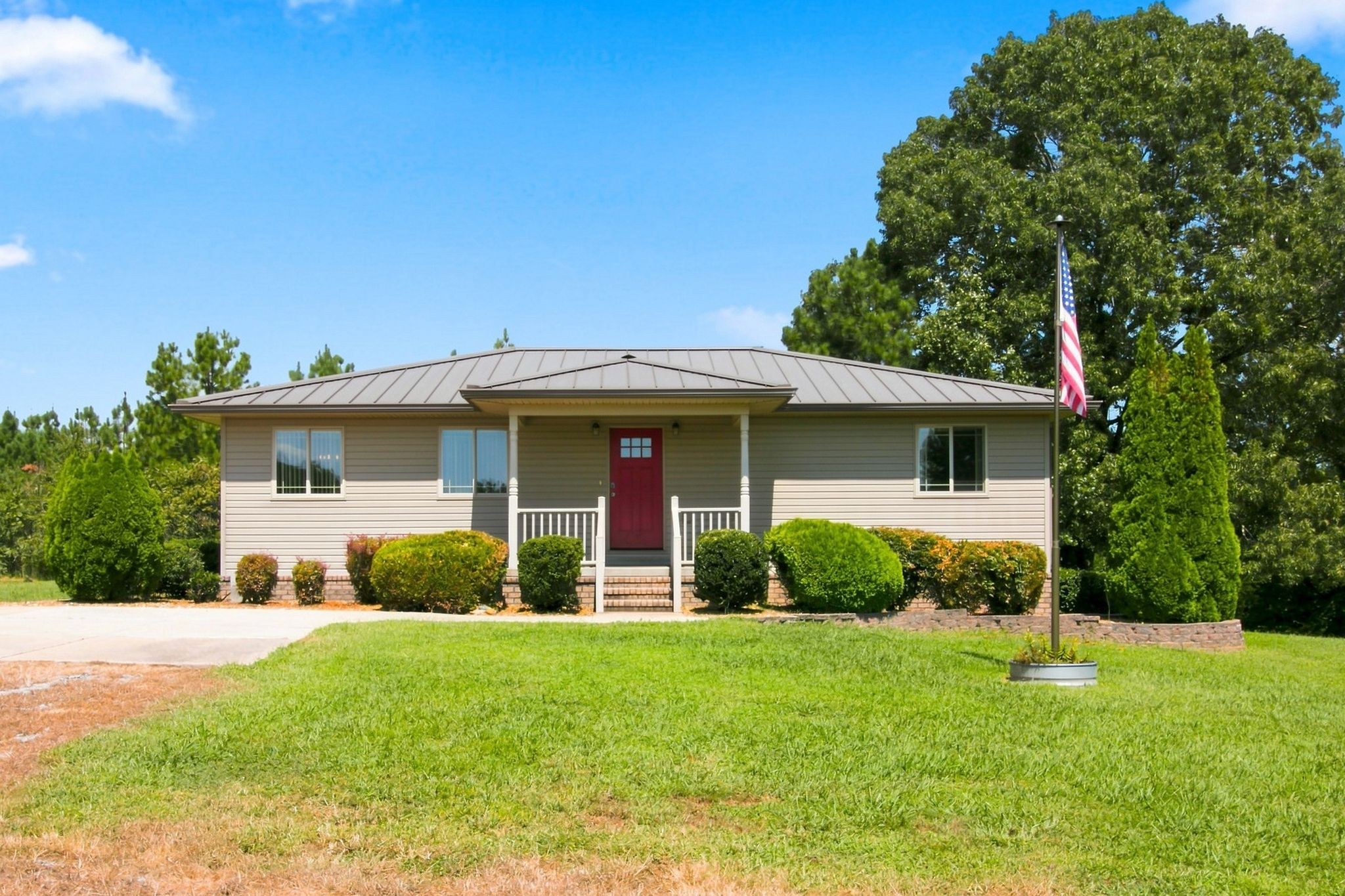 6649 Rabbit Creek Road Buchanan, TN 38222 - Photo 1 of 26 Gallery Image 1
