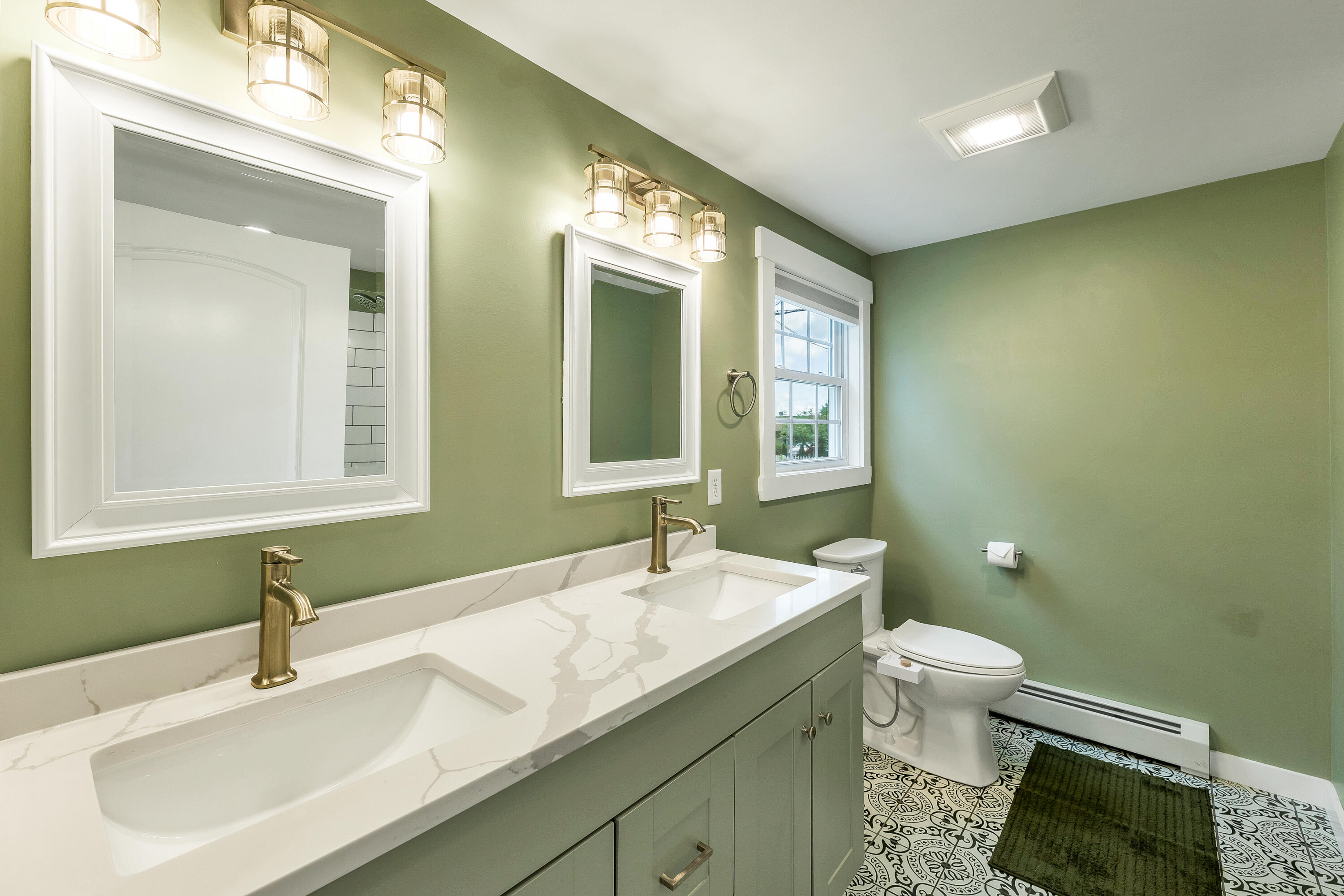 74 Alewive Road Kennebunk, ME 04043 - Photo 53 of 60 Primary bath