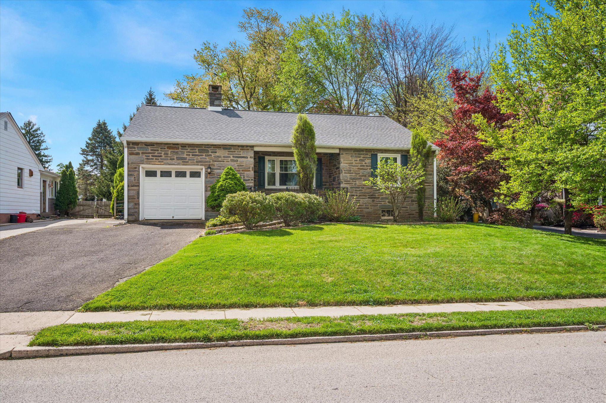 24 McCloskey Road Flourtown, PA 19031 - Photo 1 of 25