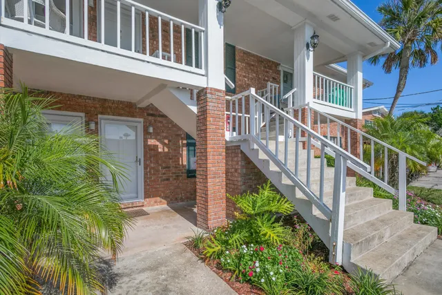 $215,000 | 22 Comares Avenue, Unit 2C, St. Augustine, FL 32080