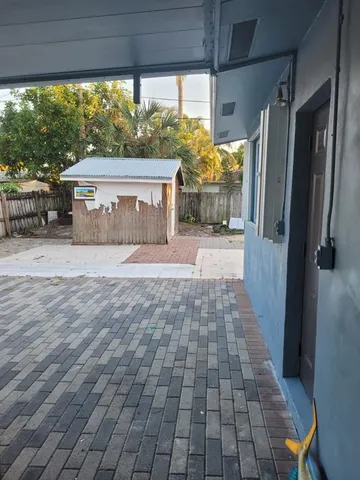 $499,000 | 1810 Northeast 42nd Street, Pompano Beach, FL 33064