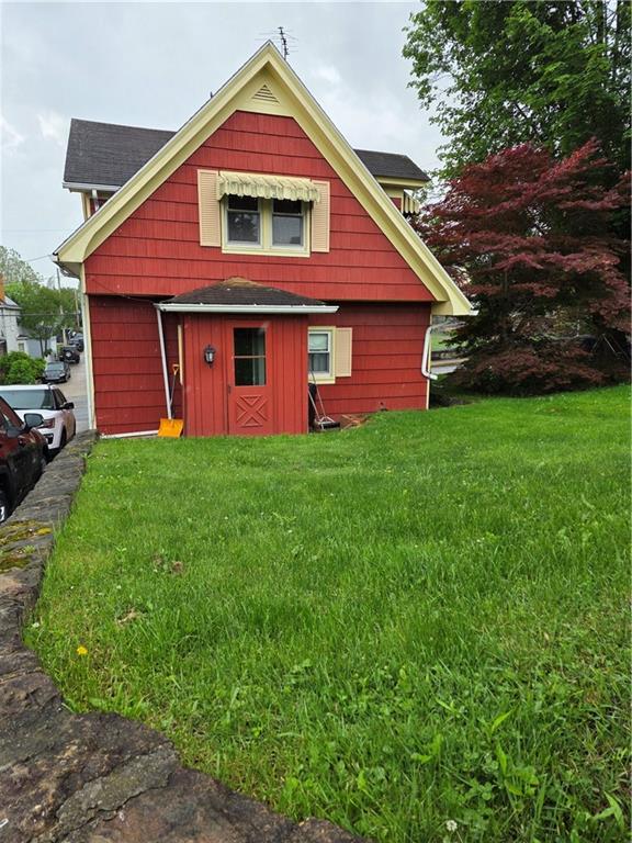 710 5th Street Charleroi, PA 15022 - Photo 3 of 20