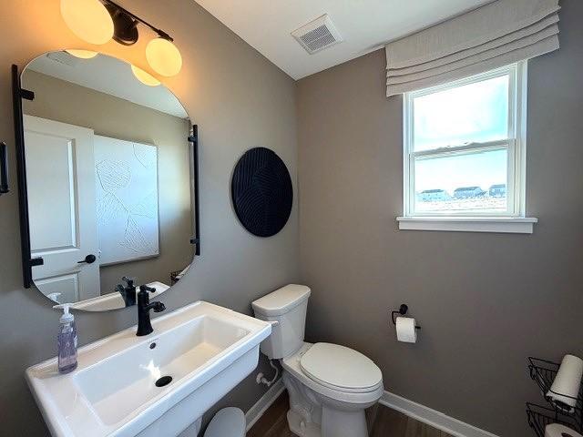 1649 Lund Way Shakopee, MN 55379 - Photo 5 of 25