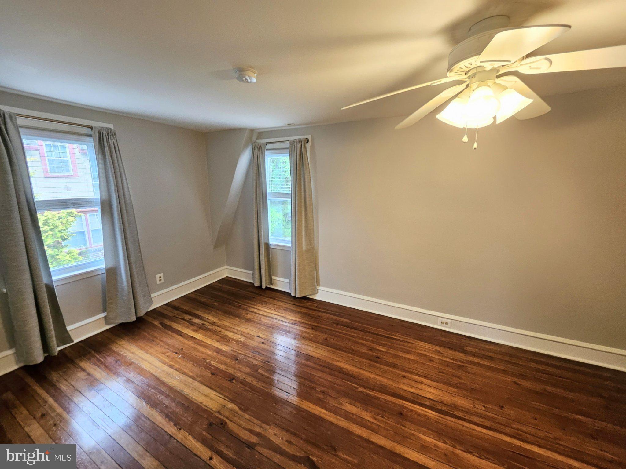 6 Arthur Road, Unit FRONT Rosemont, PA 19010 - Photo 11 of 24 Bright and airy room with charm.