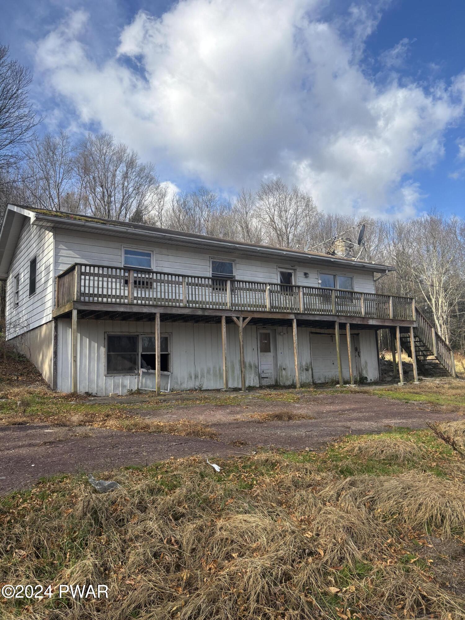 55 East Sterling Road Newfoundland, PA 18445 - Photo 1 of 6