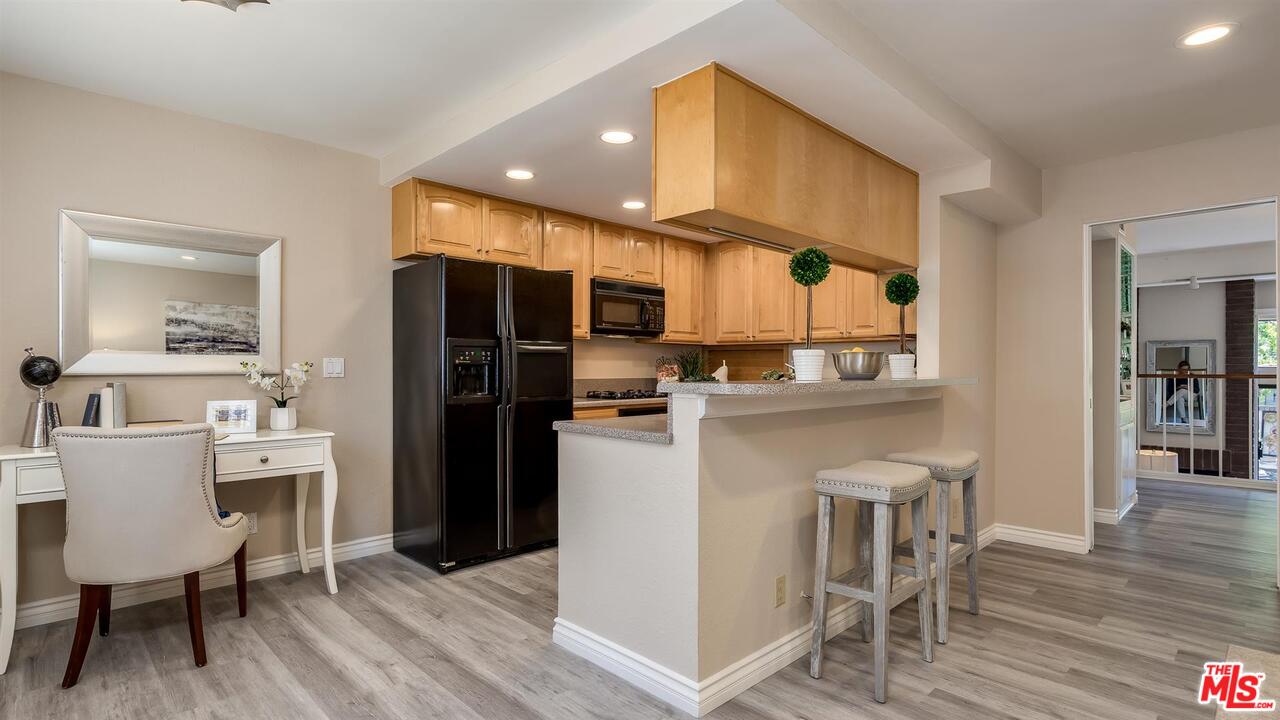 4561 Alla Road, Unit 1 Marina del Rey, CA 90292 - Photo 11 of 23