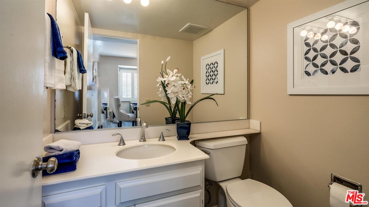 4561 Alla Road, Unit 1 Marina del Rey, CA 90292 - Photo 7 of 23
