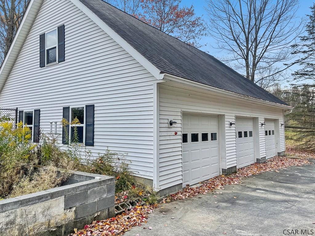 581 Saddle Club Road Windber, PA 15963 - Photo 9 of 52