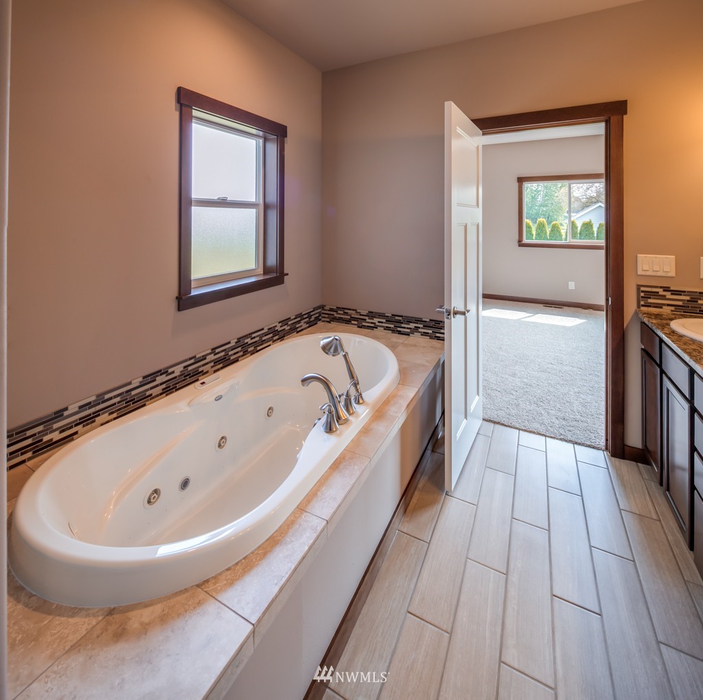 1065 Northwest Ridge Lane Bellingham, WA 98226 - Photo 12 of 23